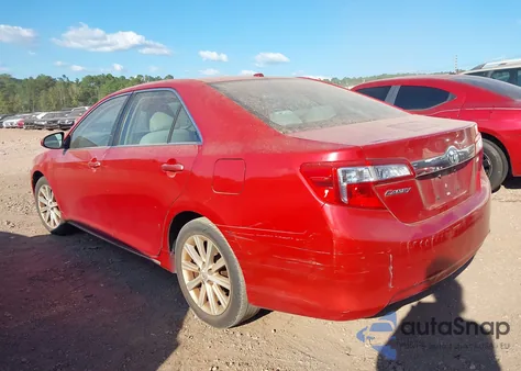 2012 Toyota Camry Xle z USA, uszkodzony, nr VIN 4T4BF1FK9CR270008